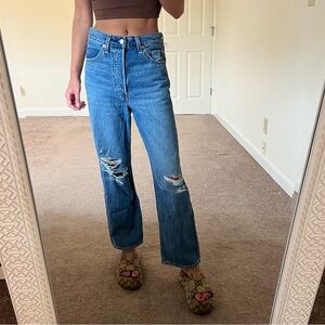 Levi straight leg size 27